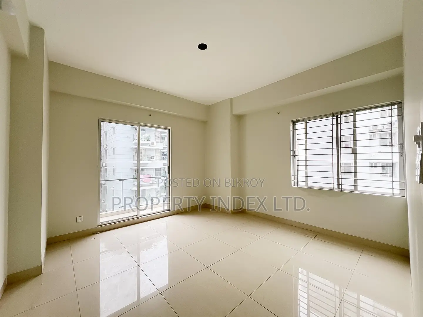 ๐ข Flat for Sale! 1920 Sq.Ft. Apartment at Bashundhara R/A, C Block in Basundhara