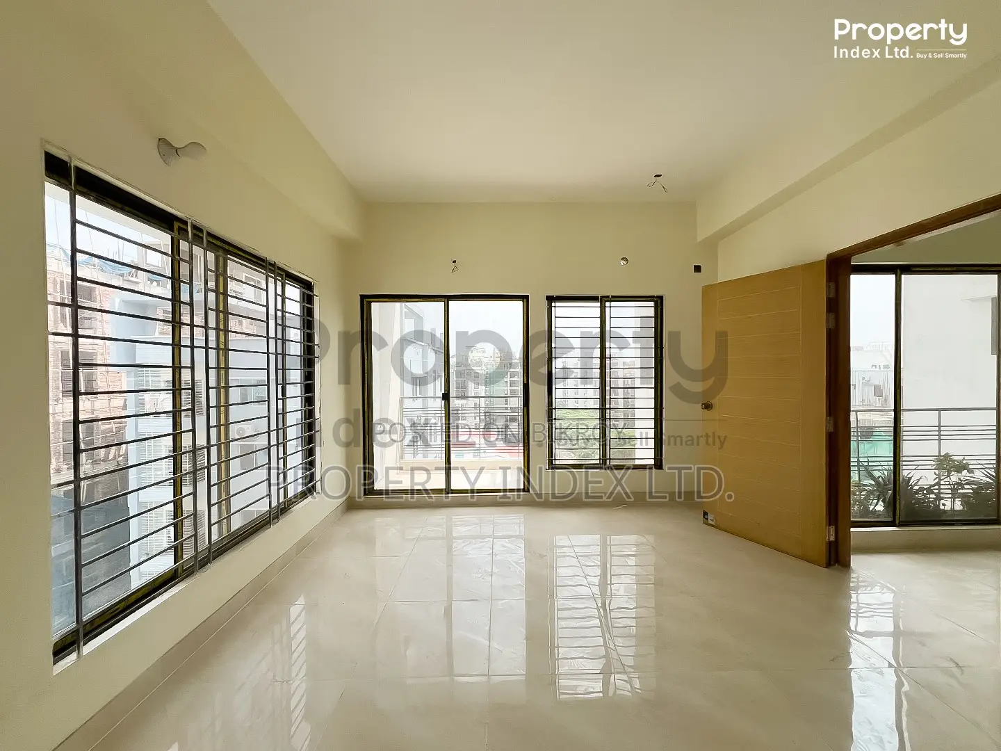 Flat for Sale! 2400 sqft Apartment at Bashundhara R/A, J Block in Basundhara