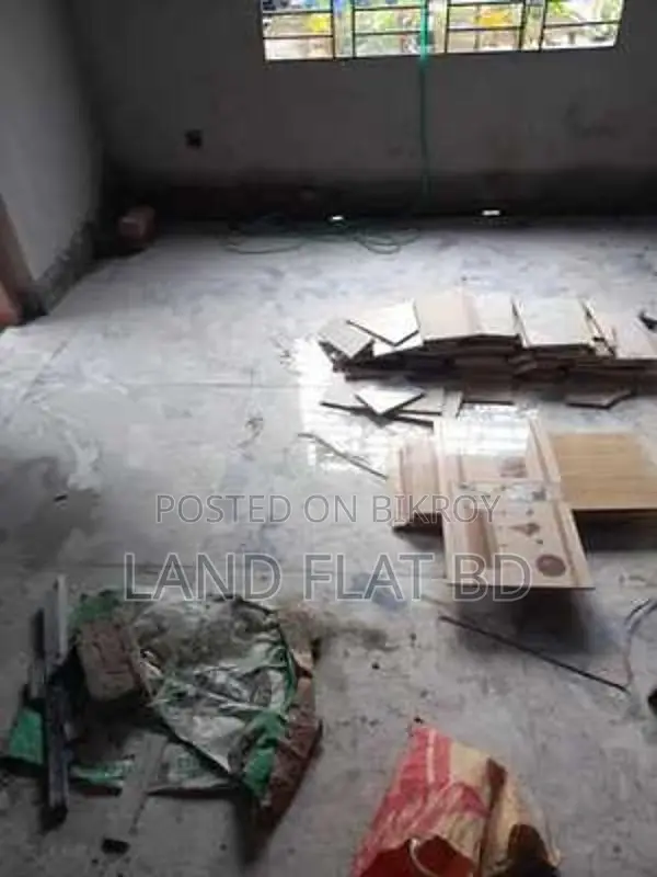 READY FLAT FOR SALE @ 1250 SFT NORTH FACING. in Jatrabari