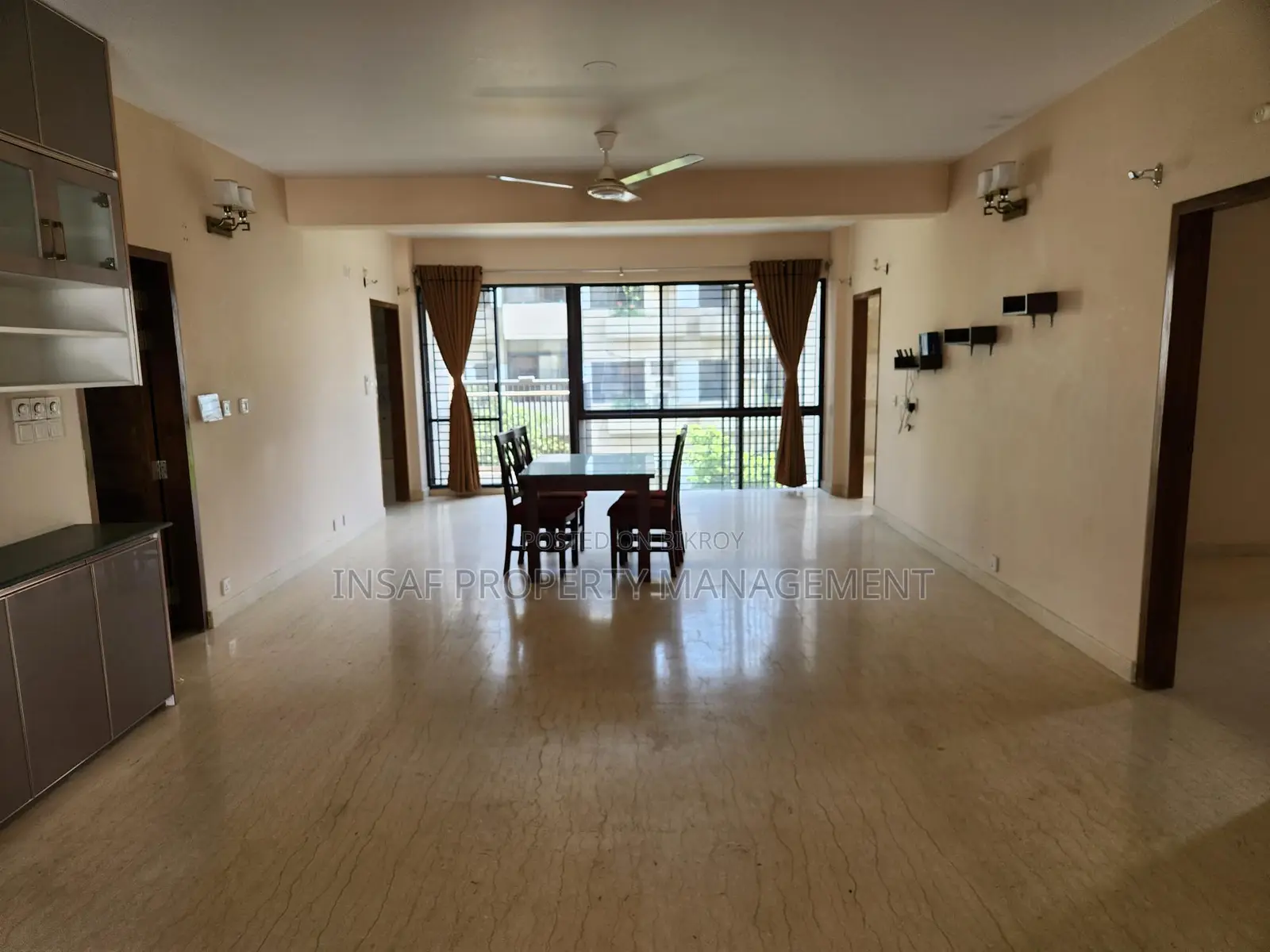 Furnished 4bdrm Apartment in Gulshan for sale in Gulshan