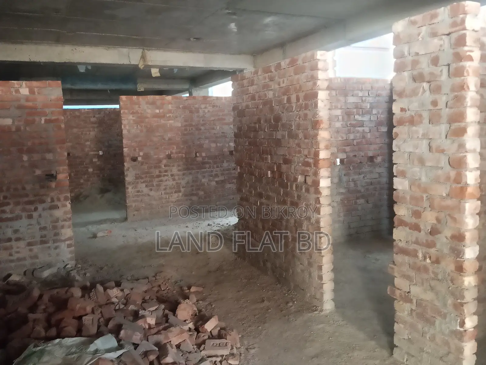 NORTH FACING FLAT FOR SALE 1400 SFT in Mohammadpur