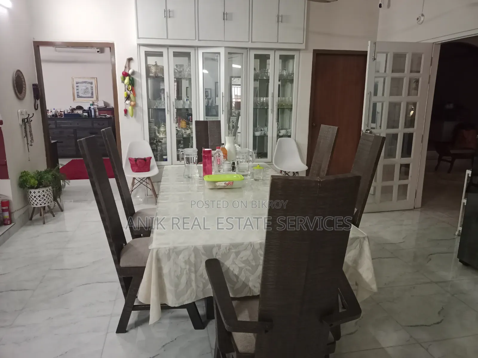 4-bedroom Apartment in Anik Real Estate, Gulshan for Sale in Gulshan