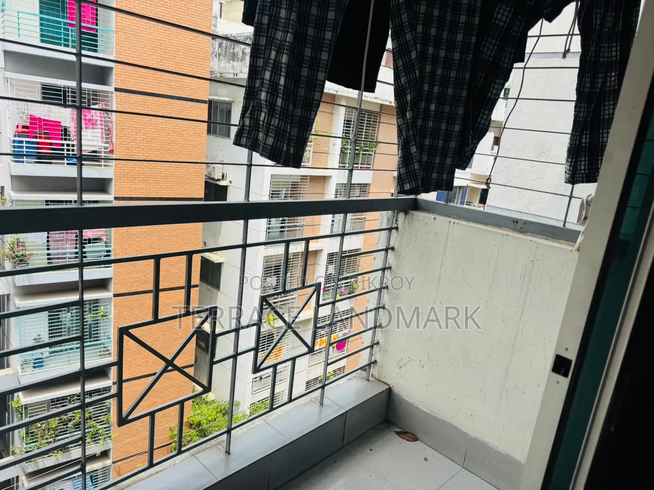 4-bedroom Apartment in Basundhara for sale in Basundhara