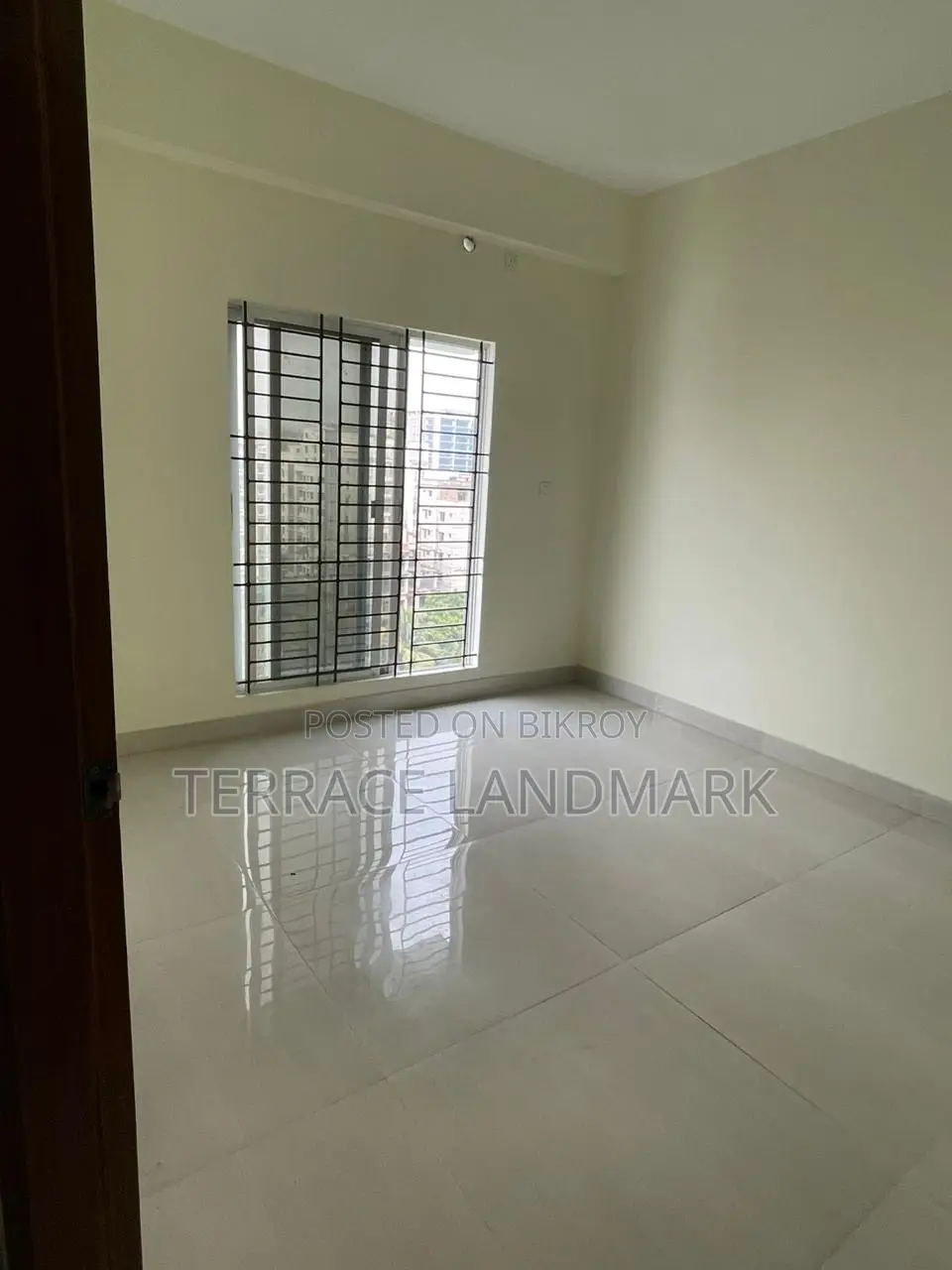 4-bedroom Apartment in Bashundhara for Sale in Basundhara