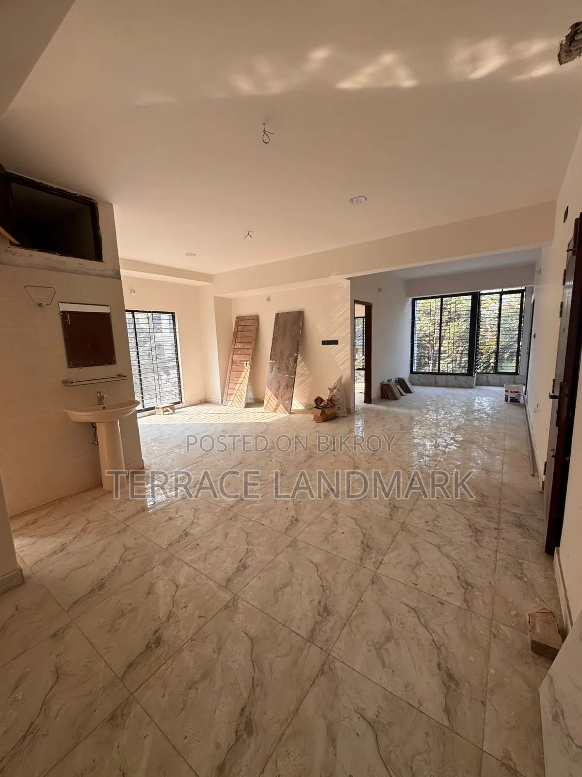 4 Bedroom Apartment in Basundhara for sale in Basundhara