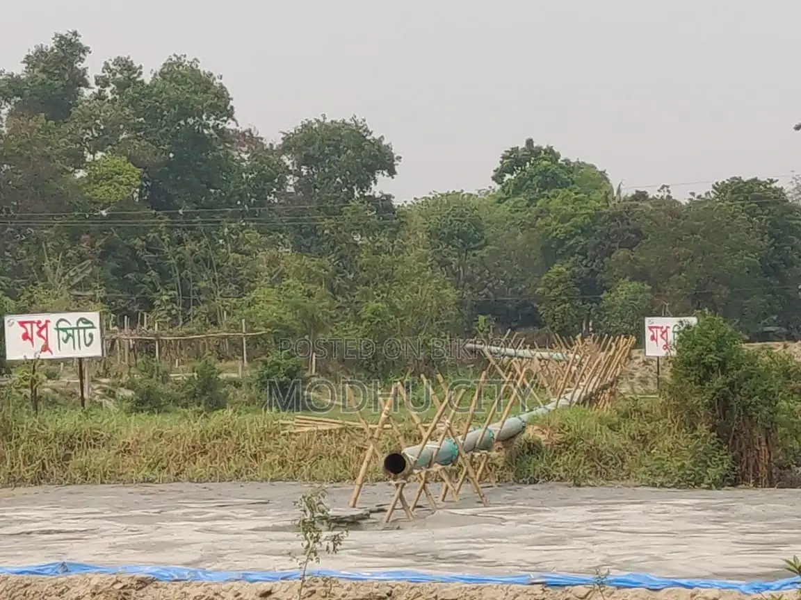 Buy Plots on Easy Installments at Affordable Prices at Modhucity in Mohammadpur
