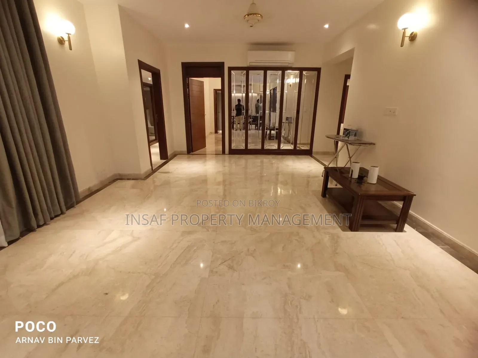 Furnished 4bdrm Apartment in Gulshan for sale in Gulshan