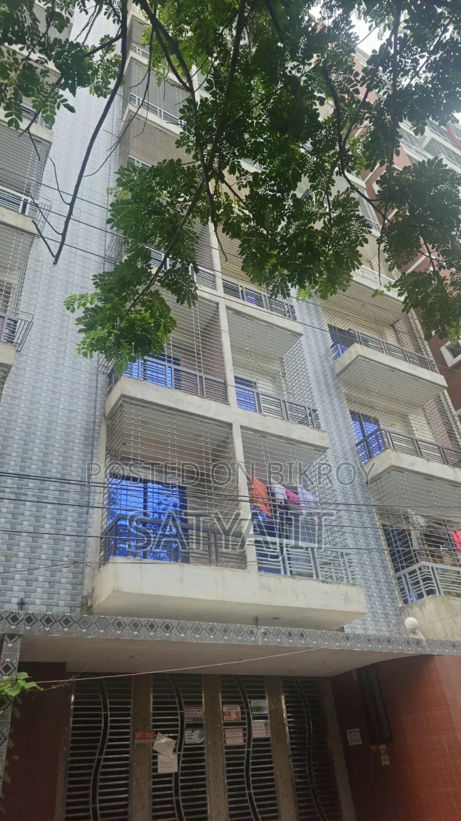 Furnished 3-bedroom Apartment in Dhaka for Sale in Dhaka Uddan
