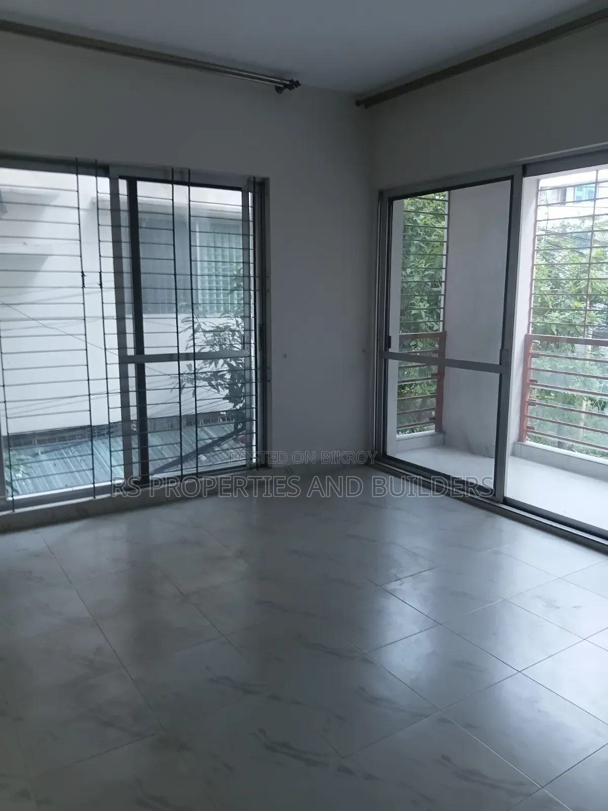 Furnished 3-Bedroom Apartment in Bashundhara, Bashundhara for Sale in Basundhara
