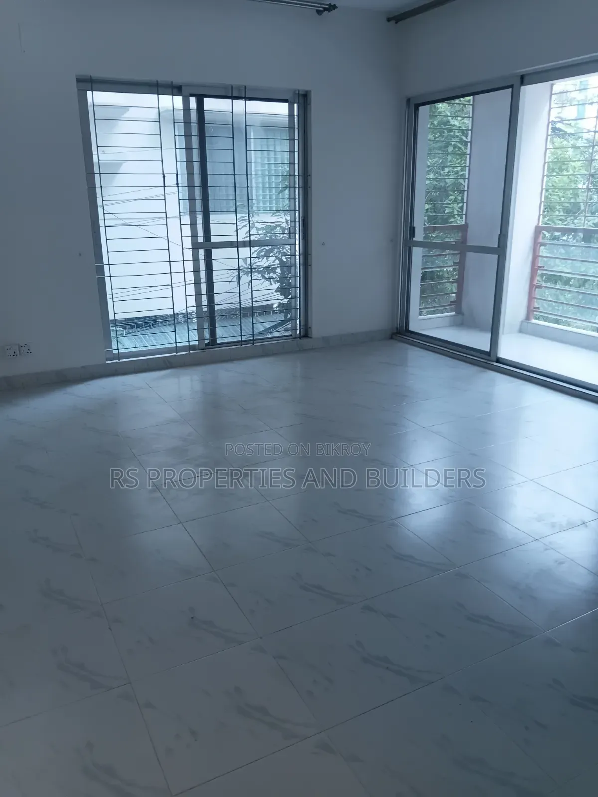 Furnished 3-Bedroom Apartment in Bashundhara, Bashundhara for Sale in Basundhara