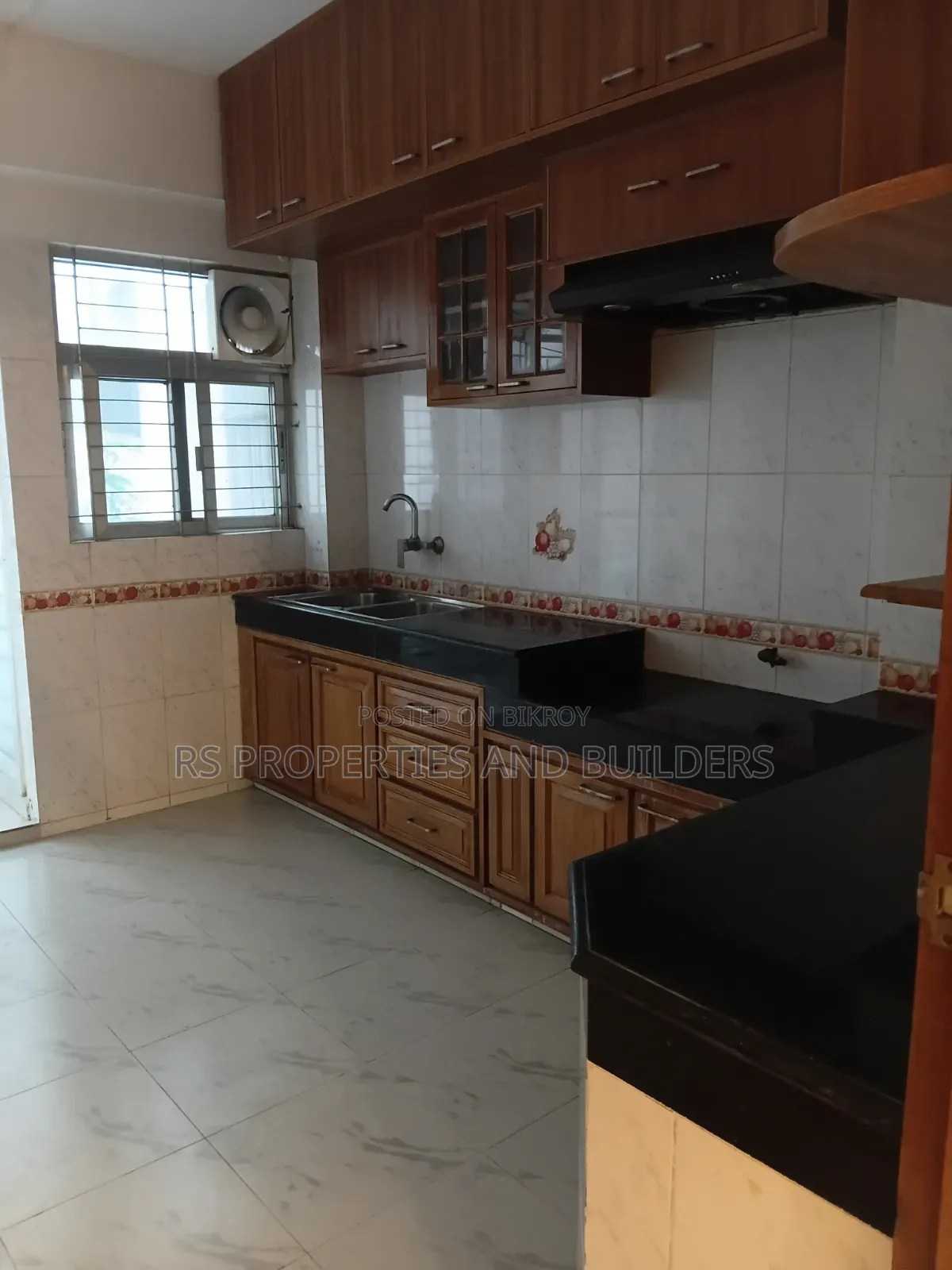 Furnished 3-Bedroom Apartment in Bashundhara, Bashundhara for Sale in Basundhara