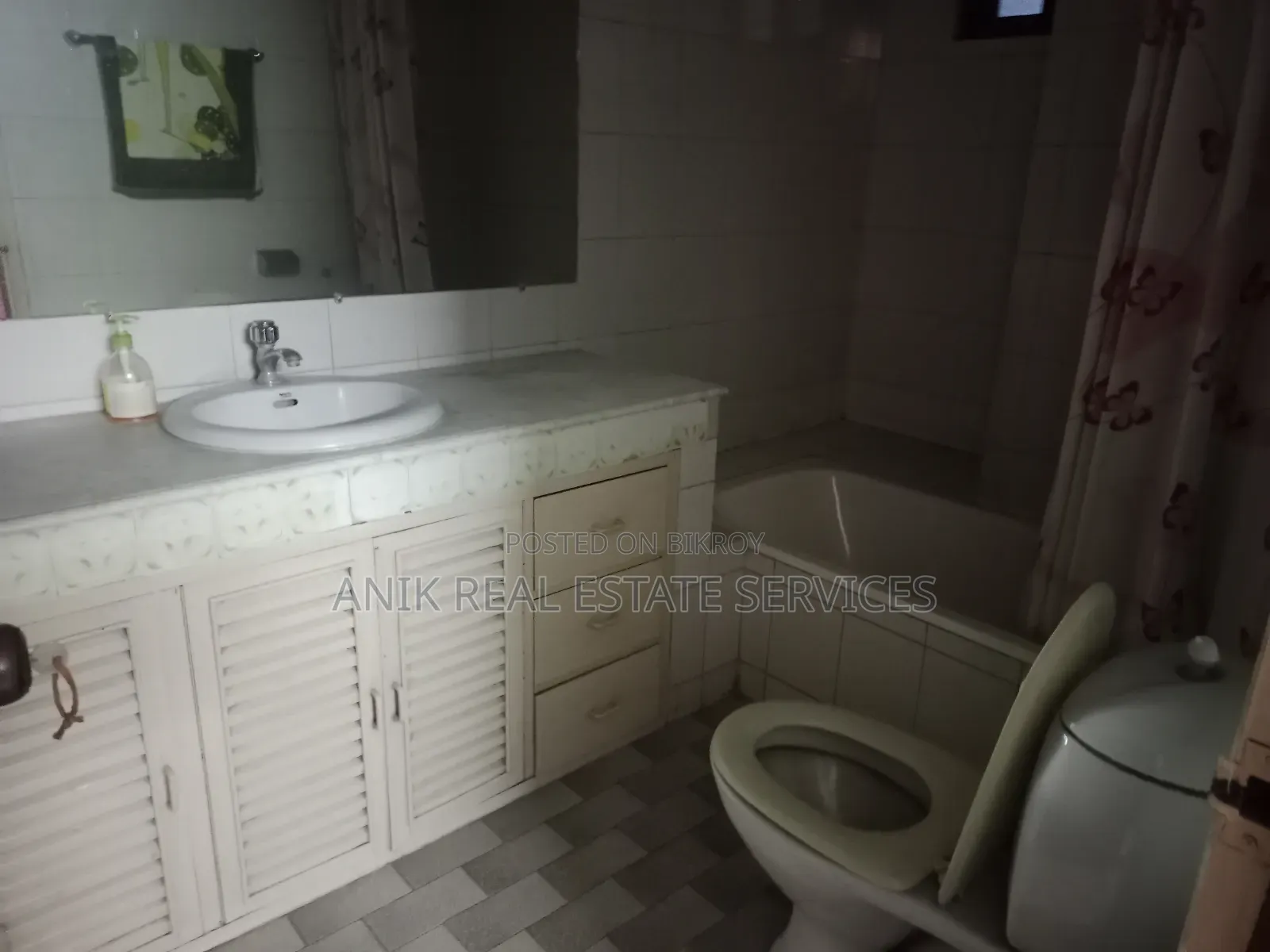 3-Bedroom Apartment in Anik Real Estate, Gulshan for Sale in Gulshan