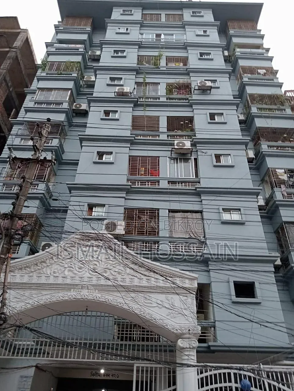 Furnished 3-Bedroom Apartment in Din Mohammad Colony, Cantonment for sale in Cantonment