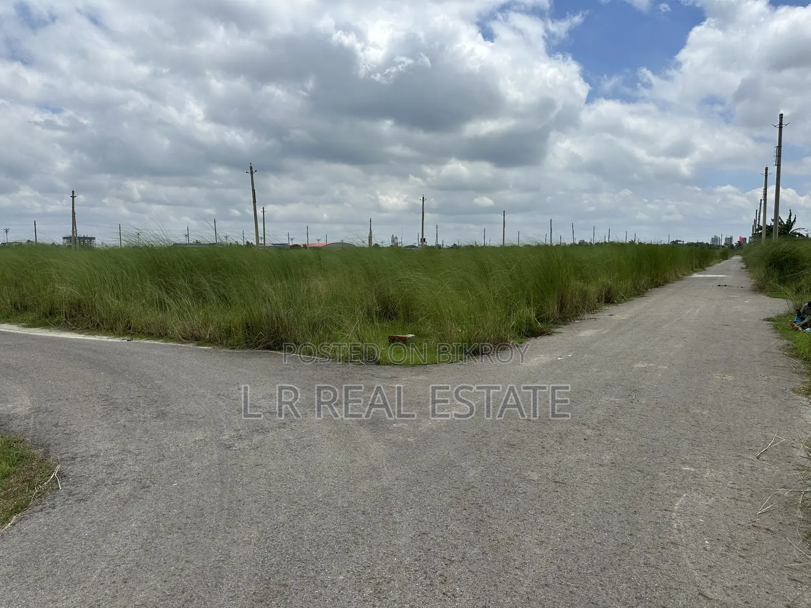 Block N Extension, 12 Katha, Three-Sided Corner Plot for Sale, Bashundhara in Basundhara