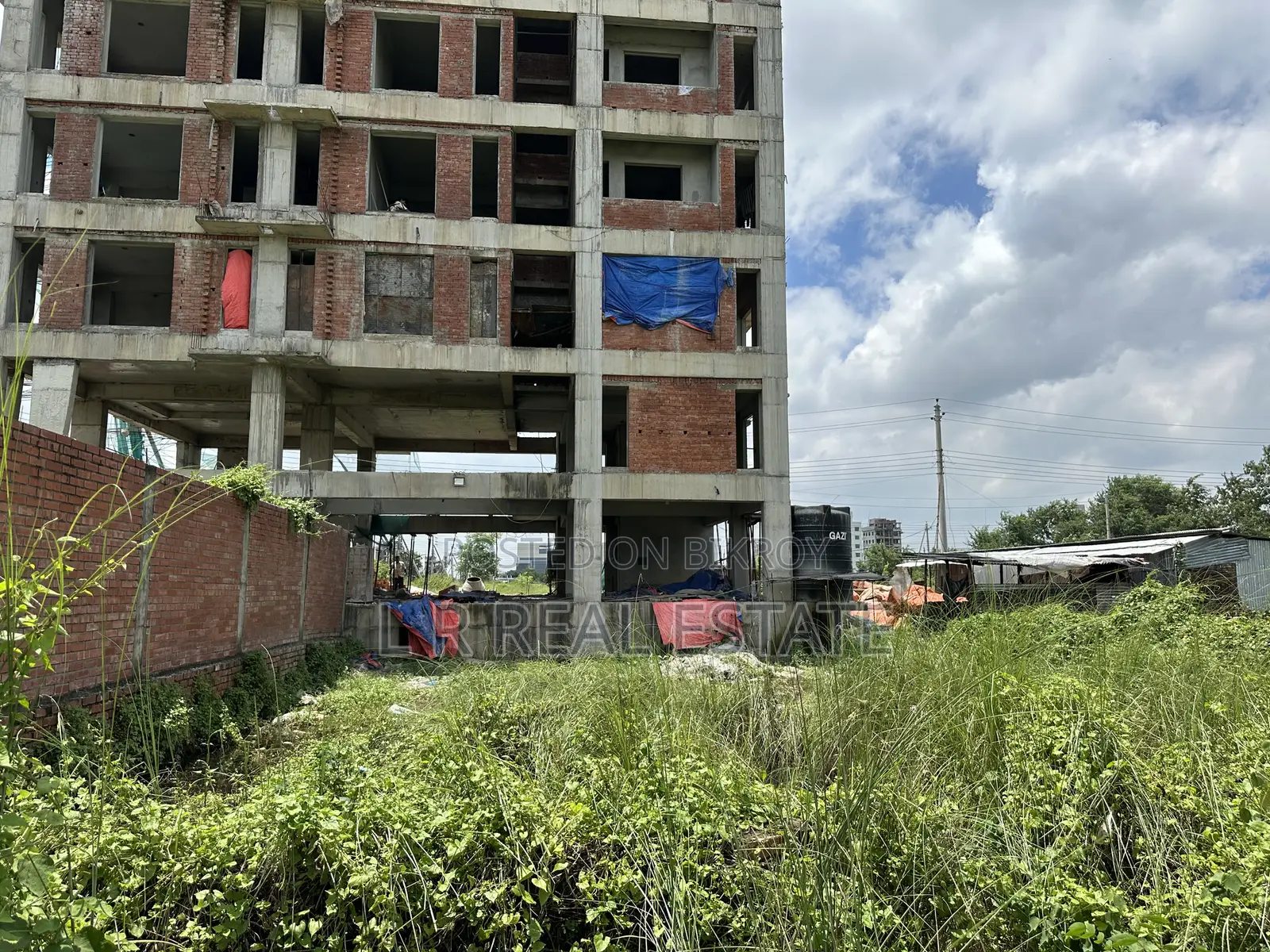 Block-N, 3-Katha, Near Central Mosque, Bashundhara R/A in Basundhara