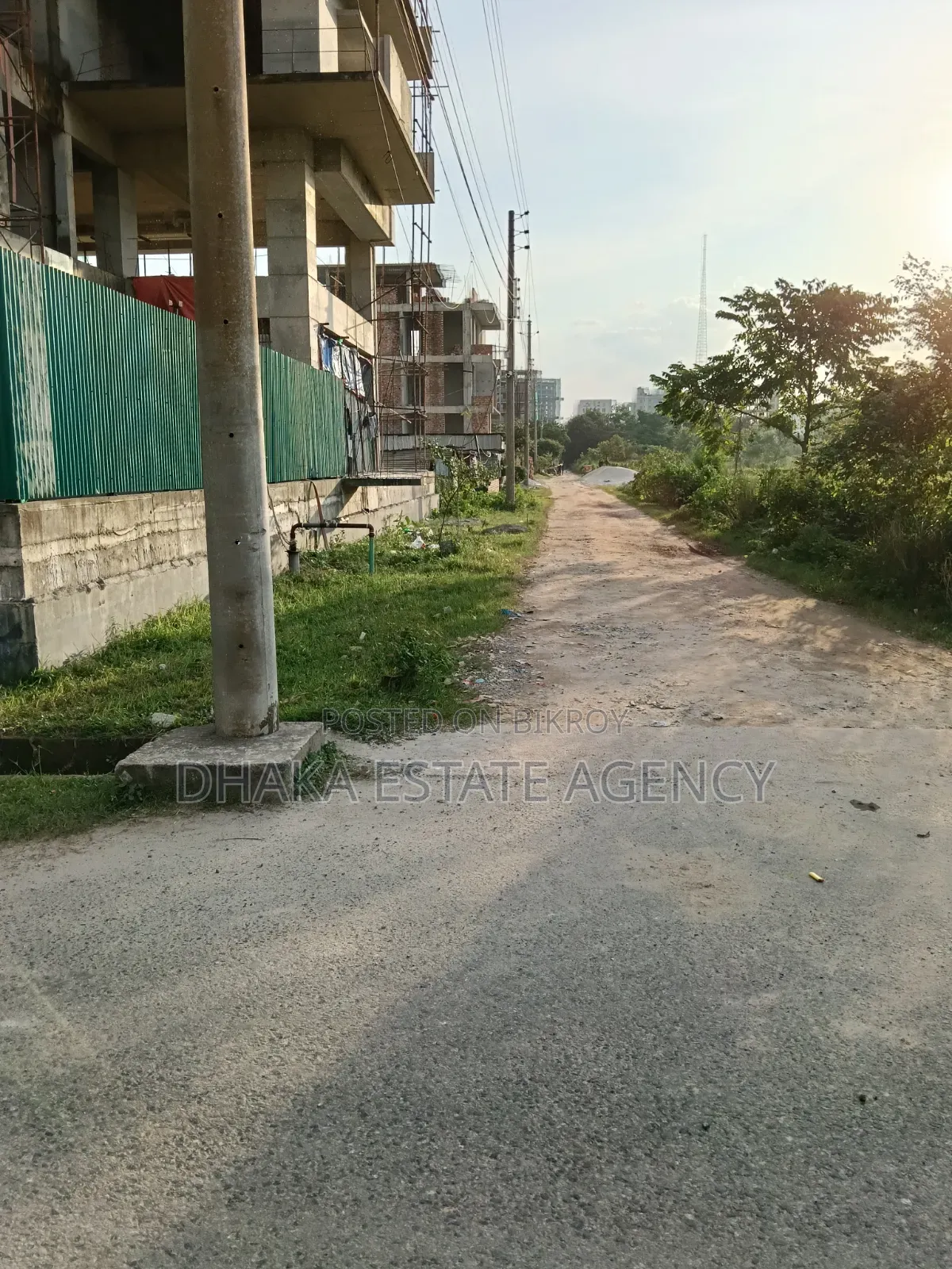 Block-N South Face 5 Katha 2nd Road Bazar Protidin in Basundhara