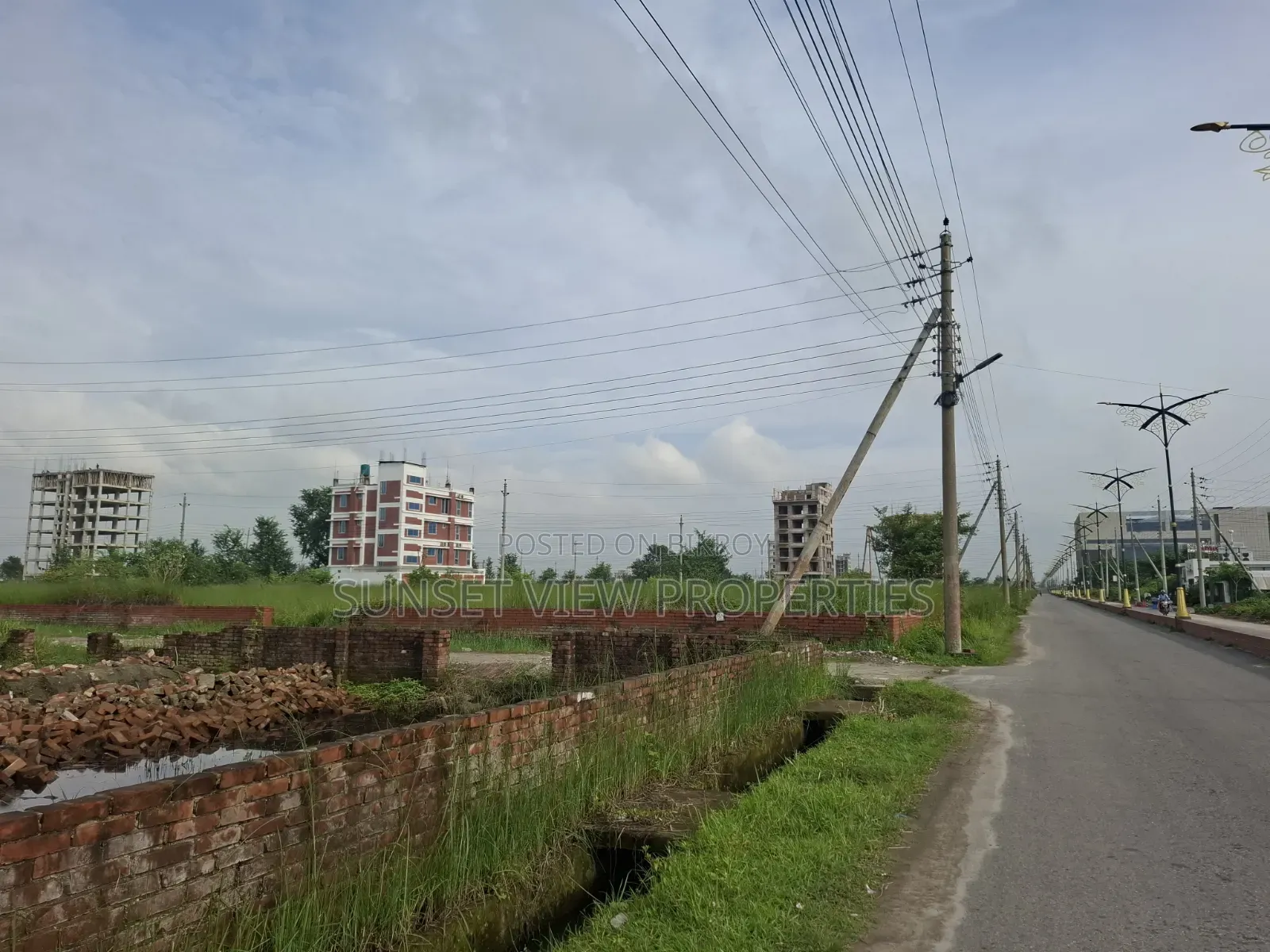 Block-N || North Facing || Very Close to Mosque in Basundhara