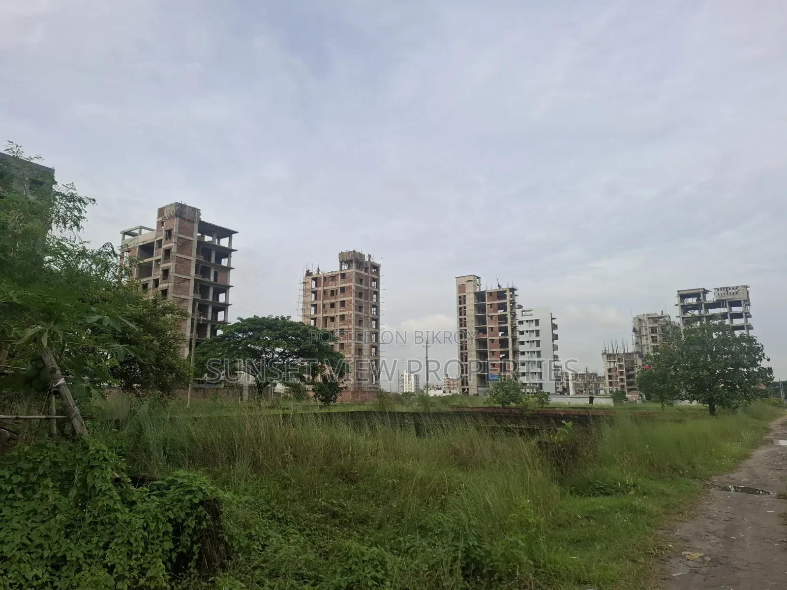 South-Facing Plot at Block M in Basundhara
