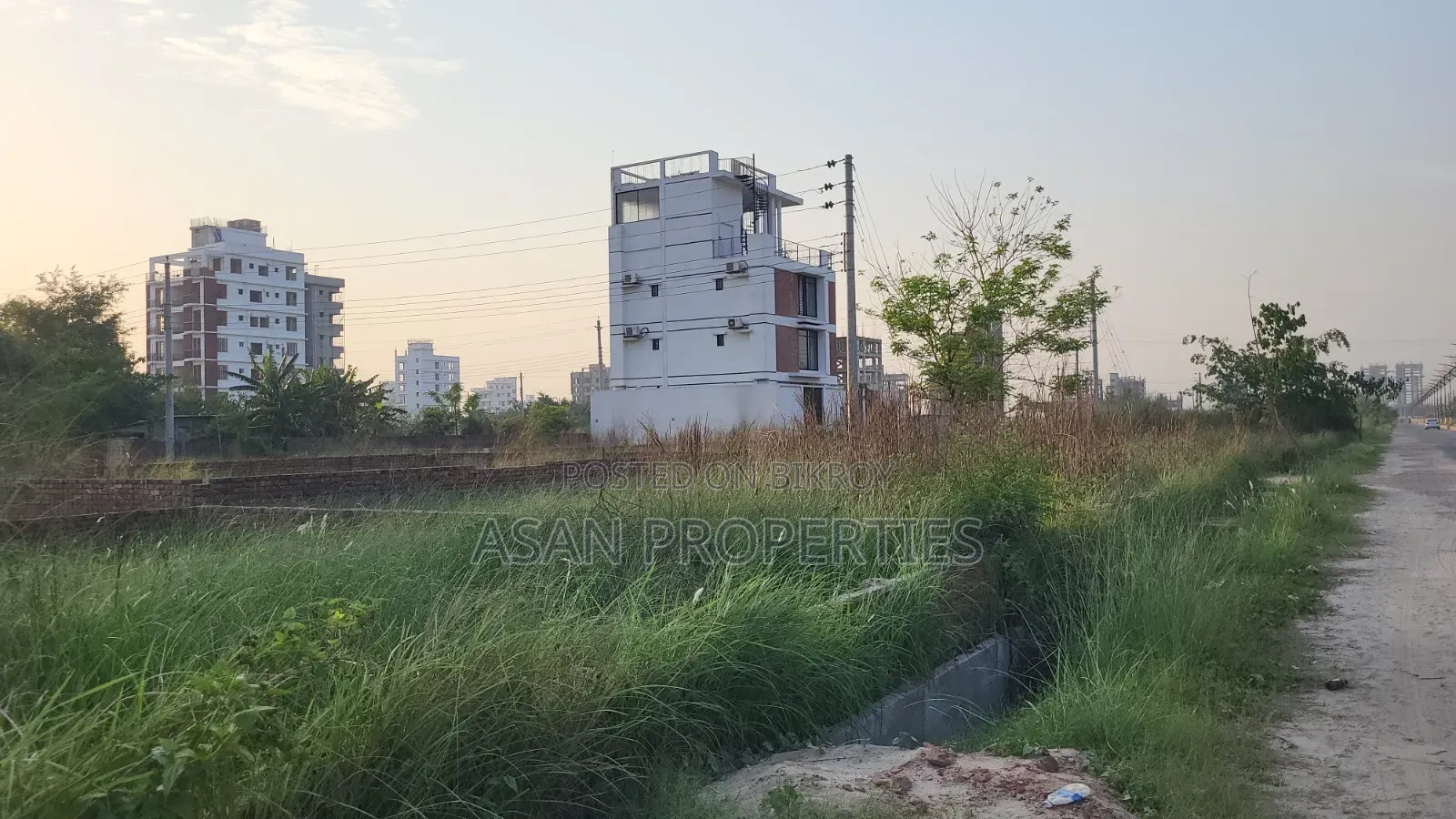 Basundhara Block-N Extension 12 Katha Land for Sale. in Basundhara