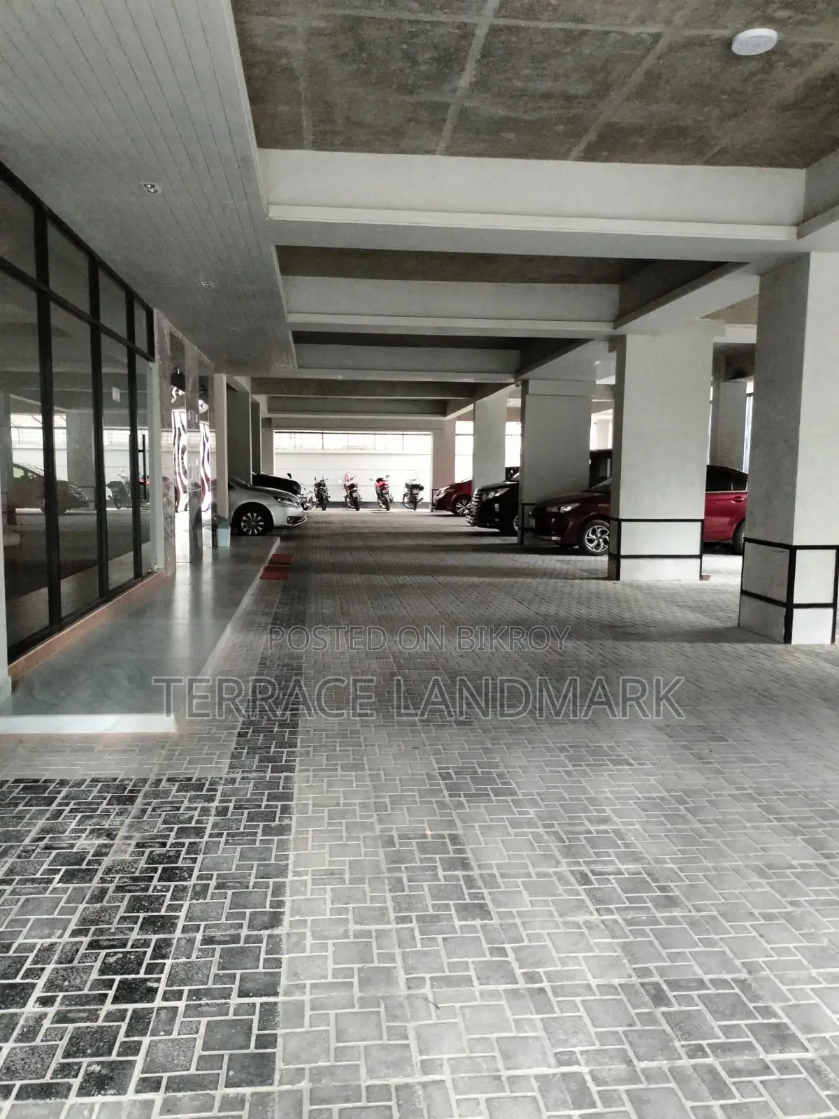 5-Bedroom Apartment in Basundhara for Sale in Basundhara