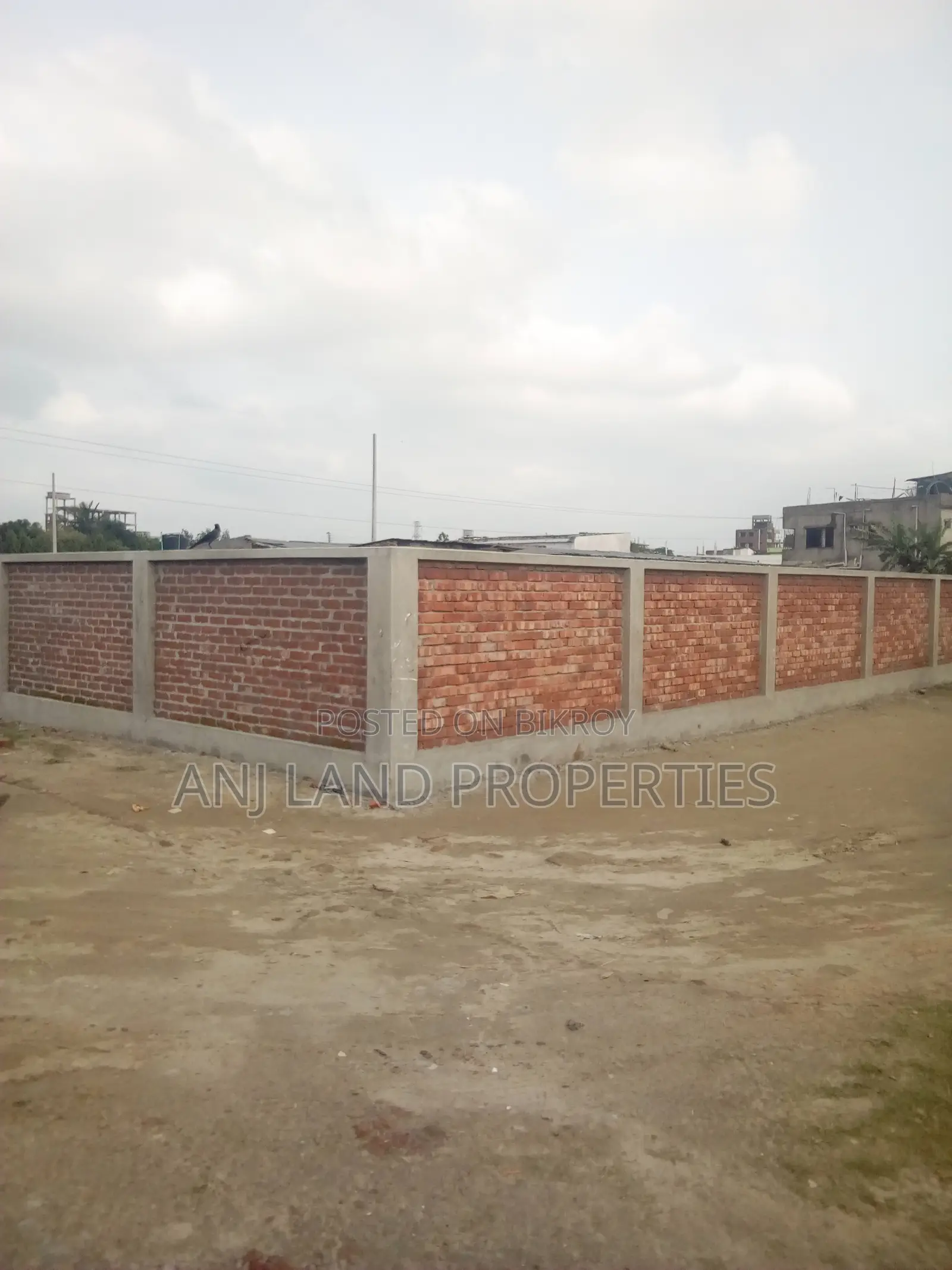 3 Katha 40 Feet Road Corner Plot in 6100 Serial for Urgent Sale in Basundhara