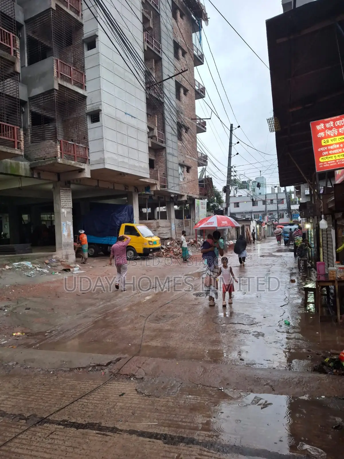 3 Bedroom Block of Flats in Uday Baganbari Tower, Badda for Sale in Badda