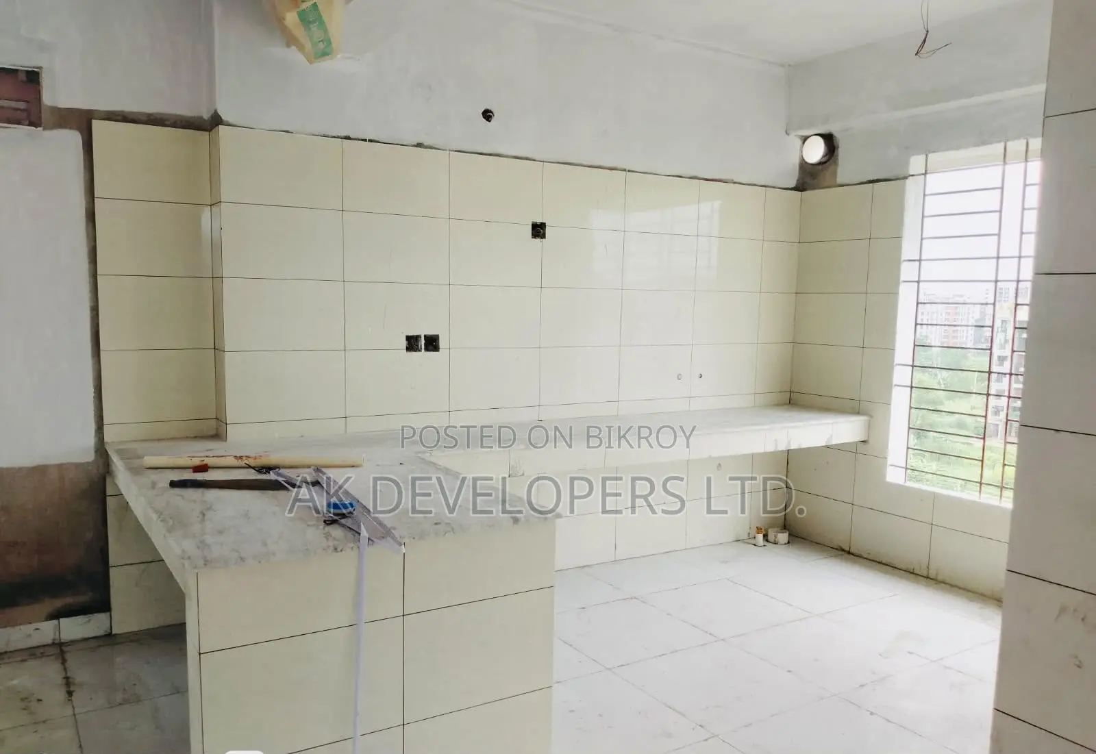 4 Bedroom Apartment in Sukoon, Basundhara for Sale in Basundhara