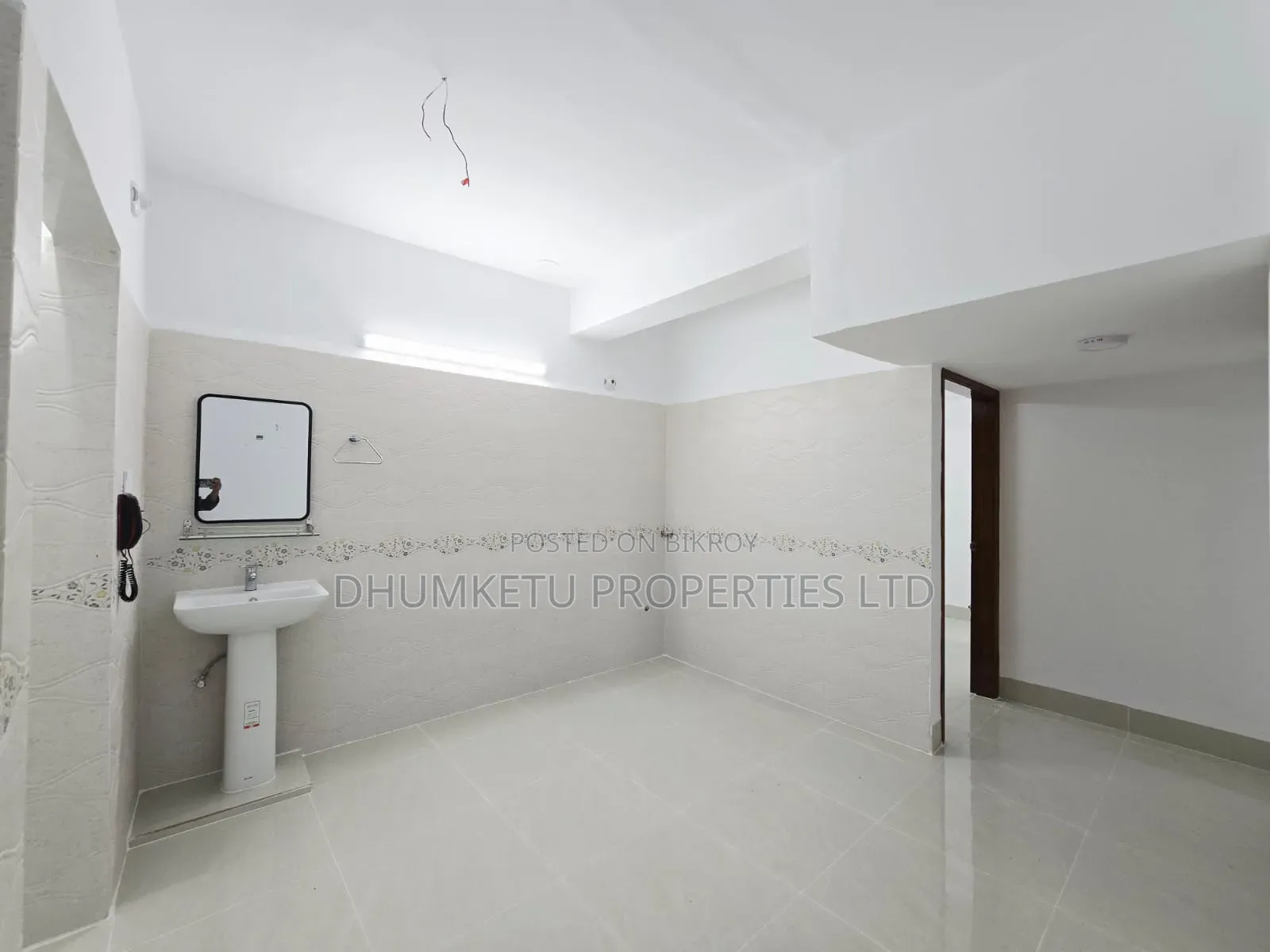 3-Bedroom Apartment in Dhumketu Properties, Dhaka Uddan for sale in Dhaka Uddan