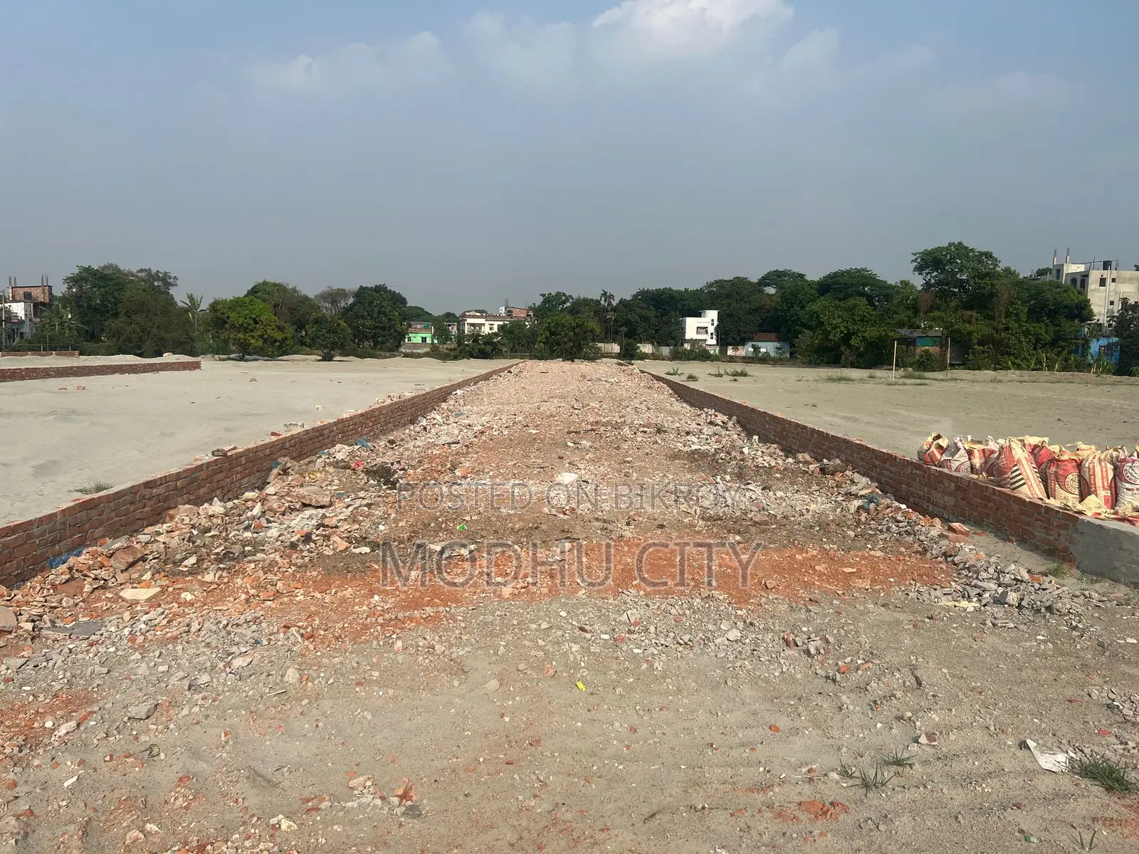 Land for Sale at Near Dhanmondi in Mohammadpur