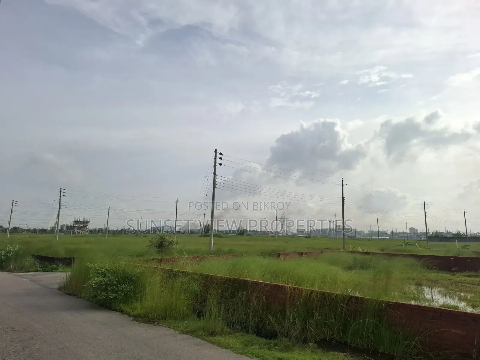P-Block || North Face || 3 Katha Urgent Sale in Basundhara