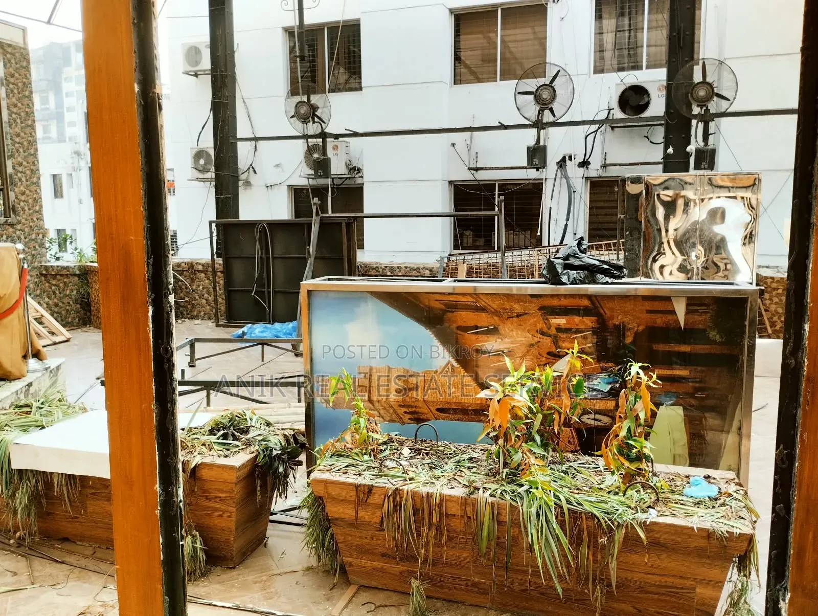 Resturent 7000 SFT Full House Rent for Banani North in Banani