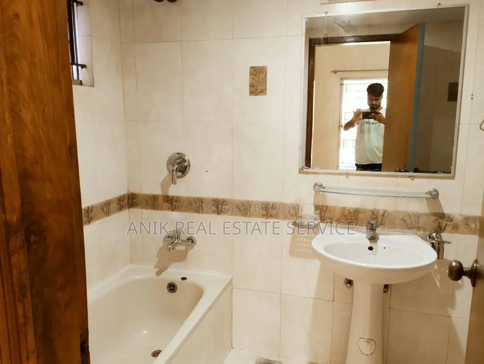 3-Bedroom Apartment in Anik Real Estate, Banani for Rent in Banani