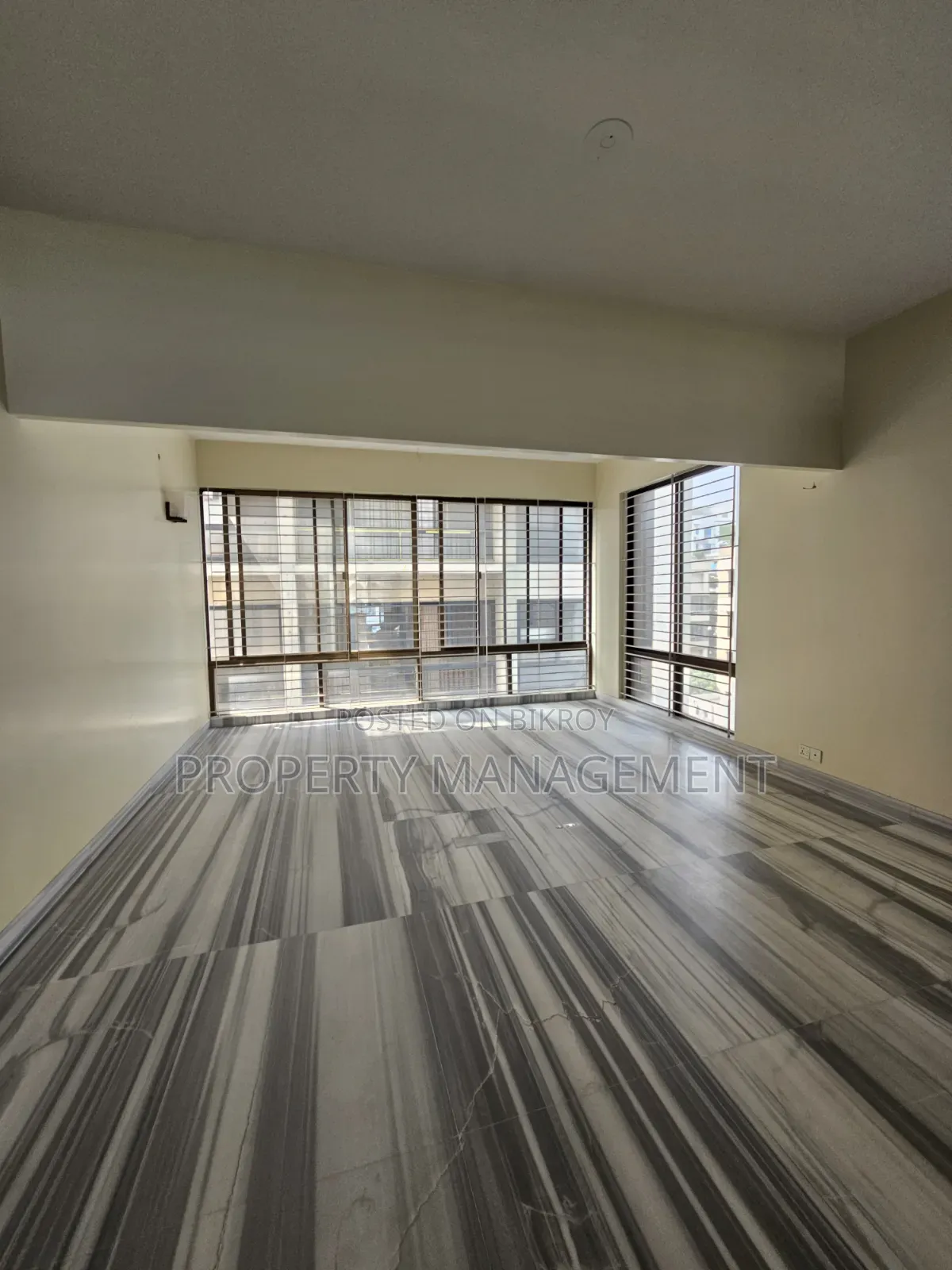 Office for Rent in Baridhara Diplomatic Zone in Baridhara