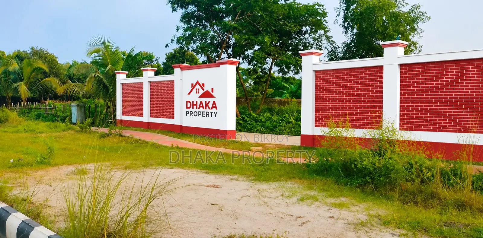 Close to 300ft 7.5 Katha Park South at Sector-14 in Purbachal