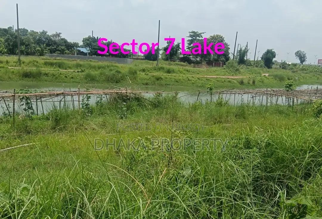 Nearby 300ft 5 Katha Lake View South Facing Plot at Sector 7 in Purbachal