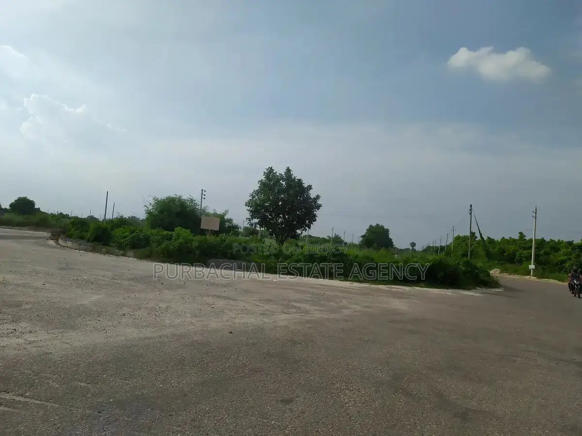 5 Katha Plot on 75 Ft Road, RAJUK Purbachal Sector 18 in Purbachal