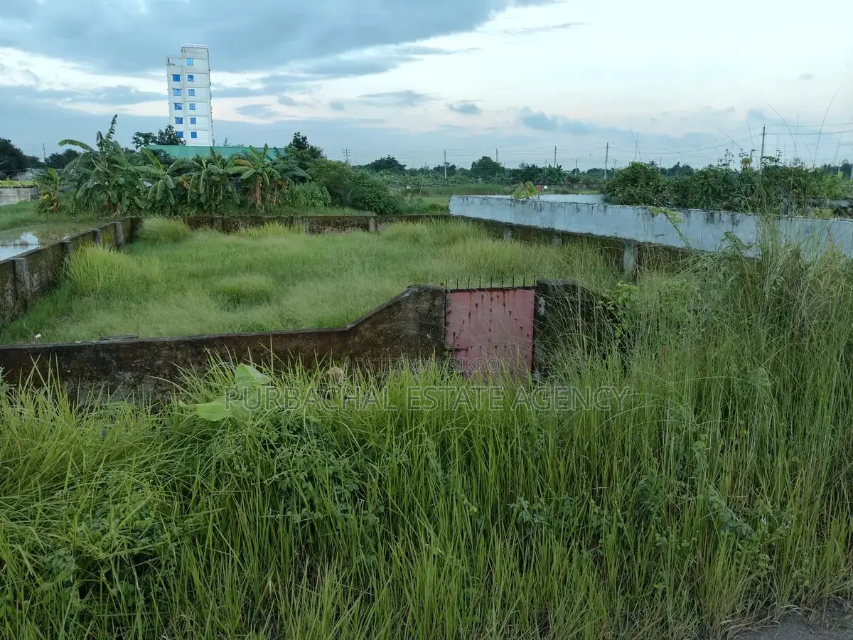 Near 100 Ft Road & Lake: 3 Katha Plot, Purbachal Sector 23 in Purbachal
