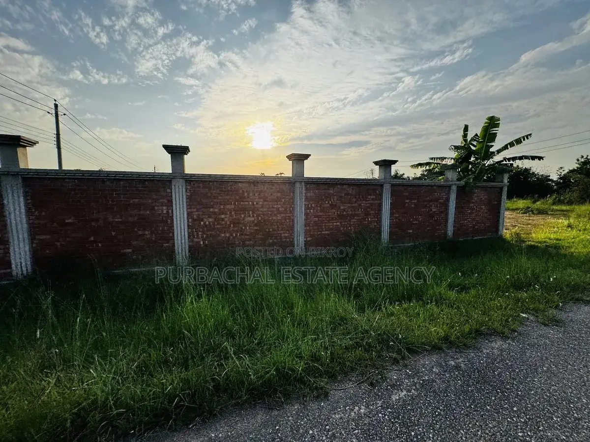 RAJUK Purbachal Sector 10: 10 Katha Plot Near Park & 100 Ft Road in Purbachal