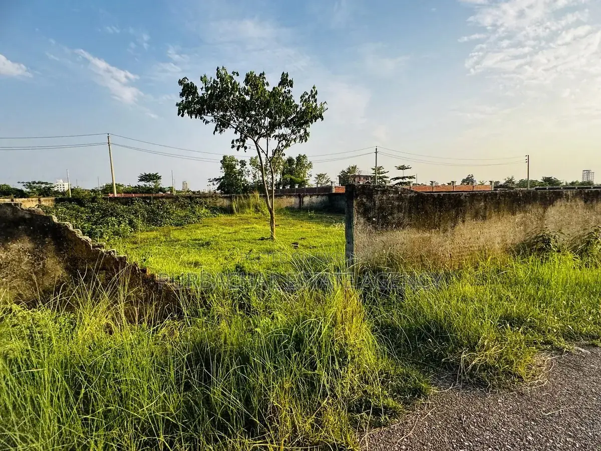 South-Facing 5 Katha Plot Near Playground & Market - Purbachal Sec 18 in Purbachal