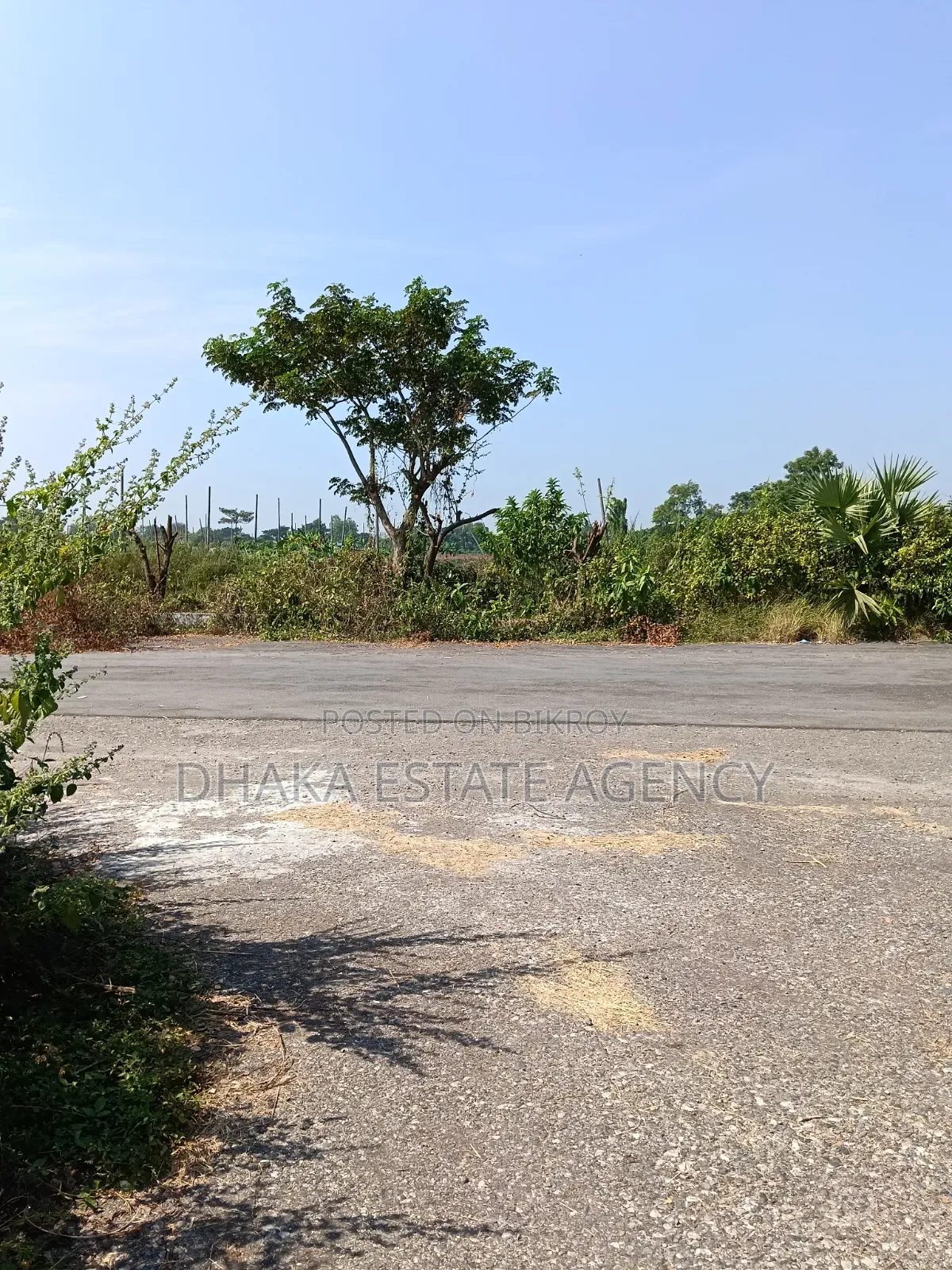 Sector-22, 5 Katha, 30/30 Corner South/East in Purbachal