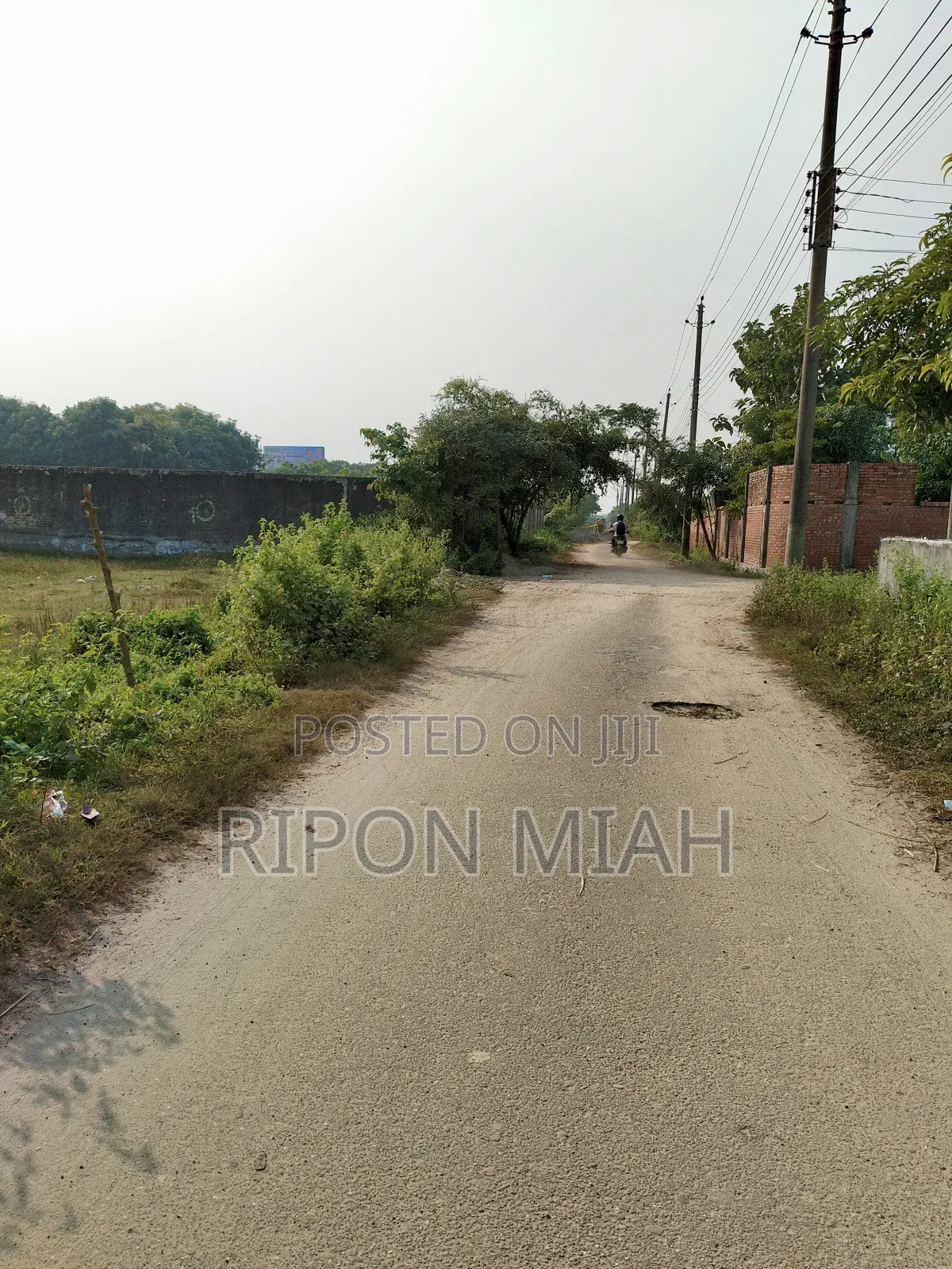 South-facing 7.5 Katha Plot Close To Lake, Stadium 300 Ft Purbachal in Purbachal