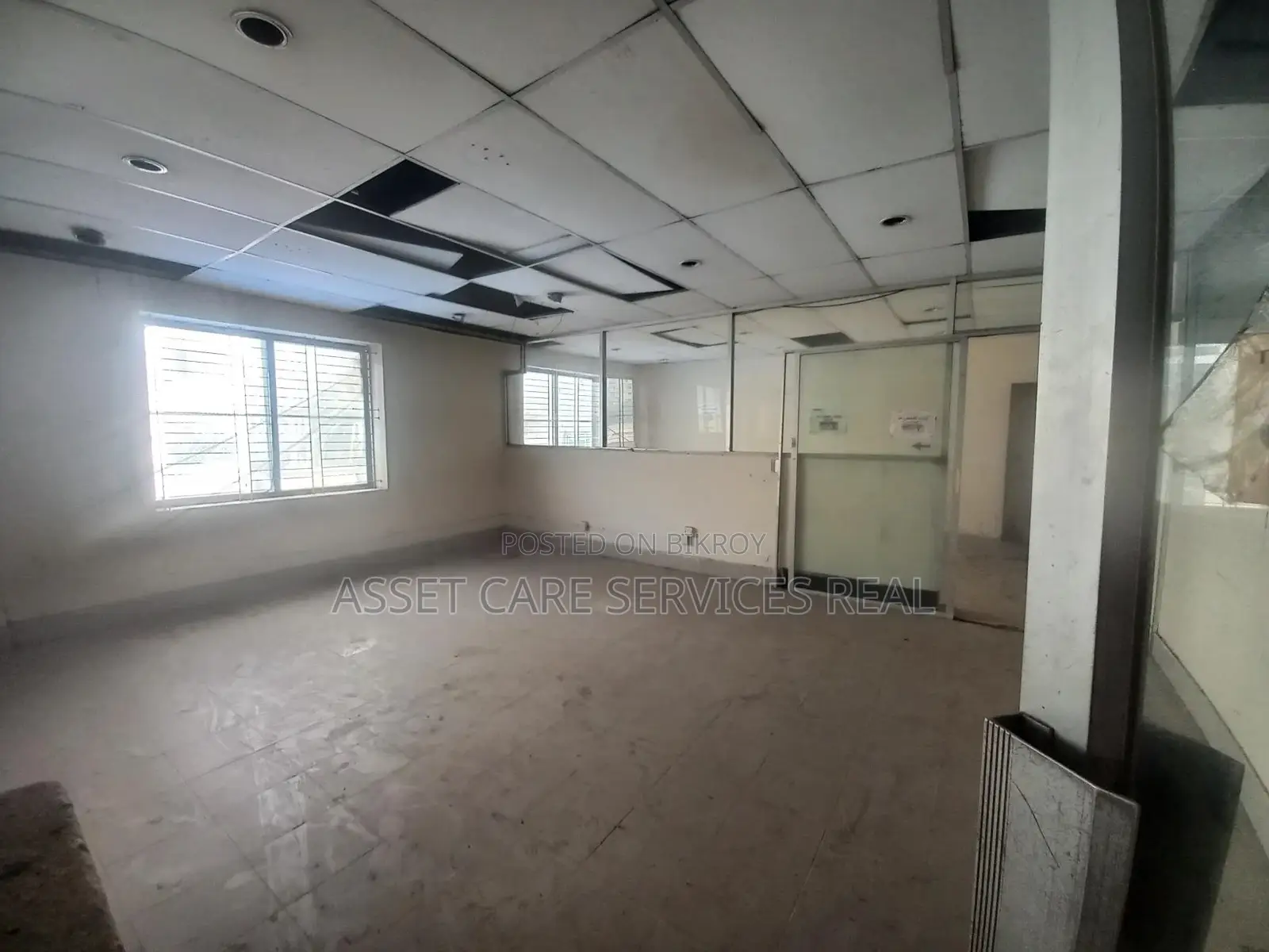 2100 Sqf Commercial Space for Rent @ Gulshan Avenue. in Gulshan