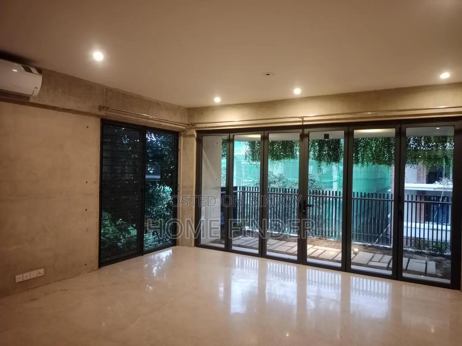 Luxurious Brand New (GYM-POOL) Semi-Furnished Flat For Rent In GULSHAN in Gulshan