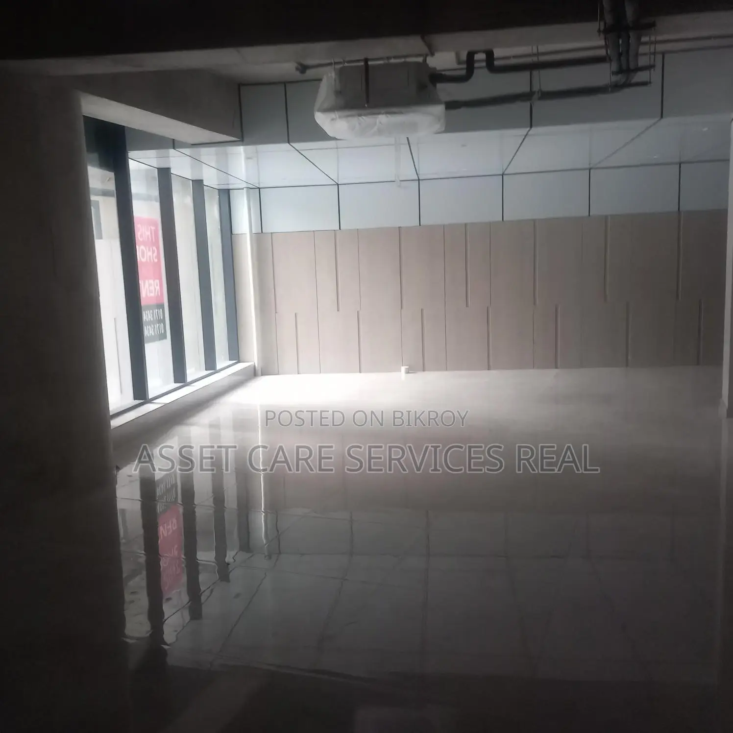 1000 Sqf Grand Floor Rent @ Gulshan Avenue 2. in Gulshan
