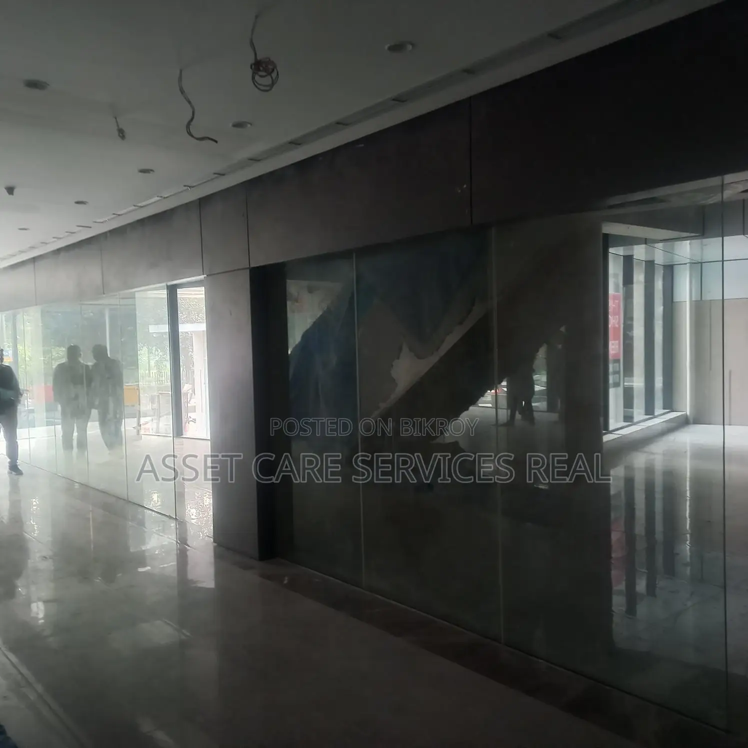1000 Sqf Grand Floor Rent @ Gulshan Avenue 2. in Gulshan