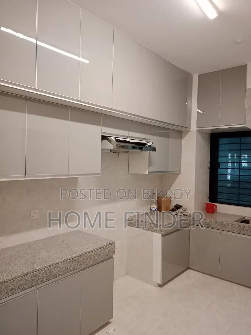 Make This 3600 Sq Feet Nice Flat Yours, By Renting It In Gulshan in Gulshan