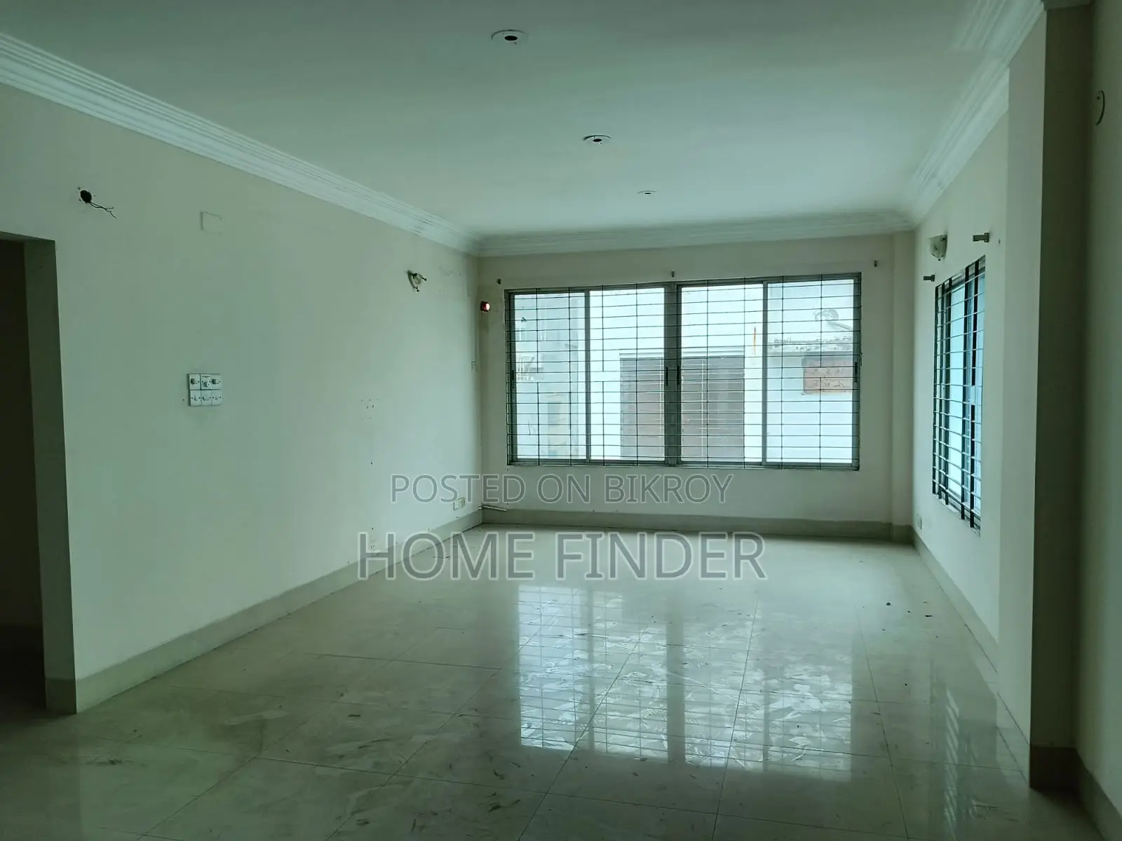 2500 SQFT APARTMENT TYPE OFFICE RENT GULSHAN in Gulshan