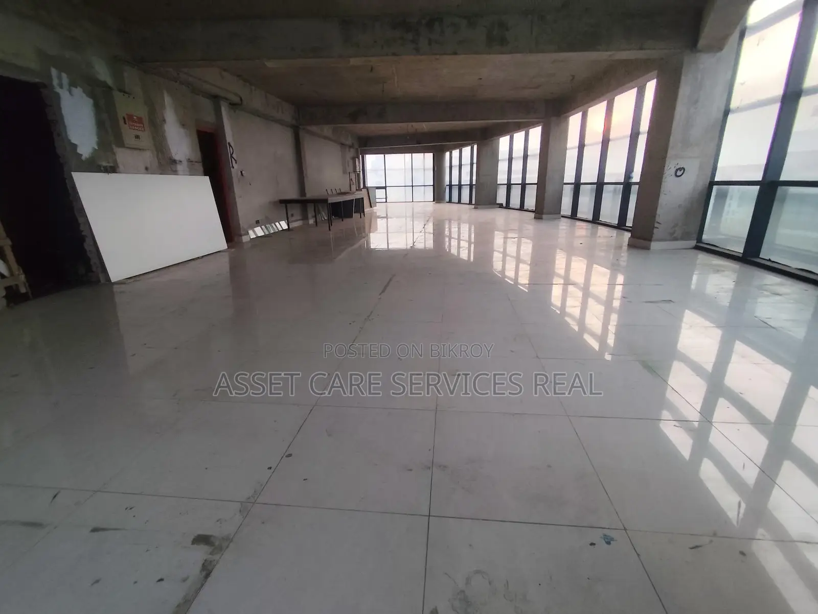 Gulshan-2 Circle 3700-Sqft 100% Commercial Open Space for Rent in Gulshan