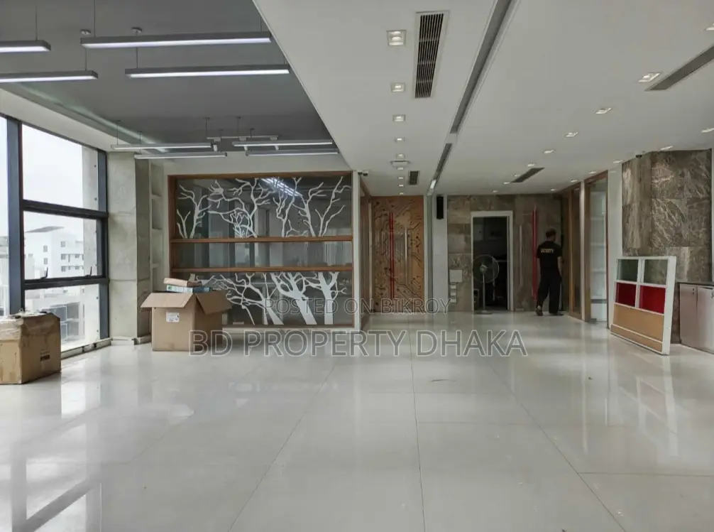 3800 Sqft Open Commercial Space Rent In Gulshan Avenue in Gulshan