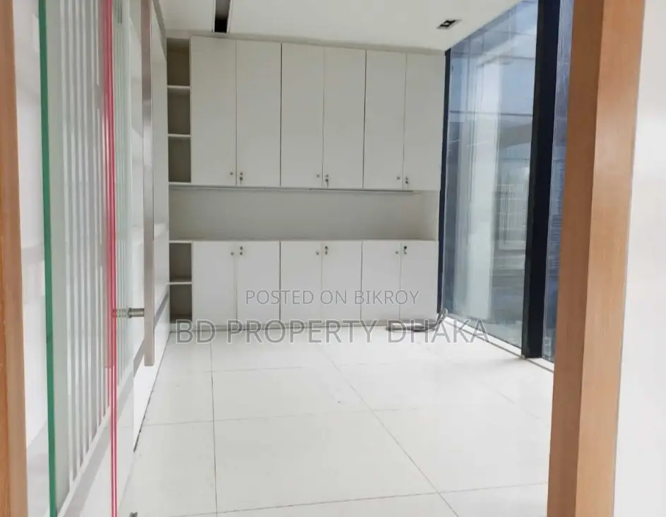 3800 Sqft Open Commercial Space Rent In Gulshan Avenue in Gulshan